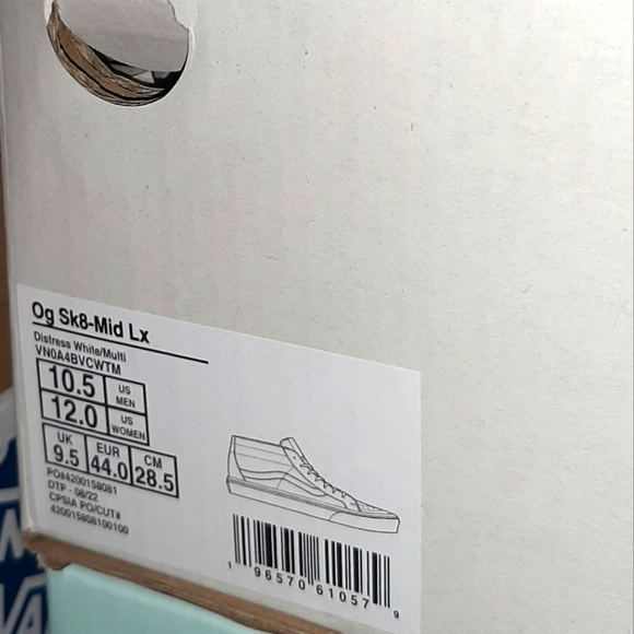 Vault by Vans Og Sk8-Mid Lx *NWT* - Picture 7 of 7